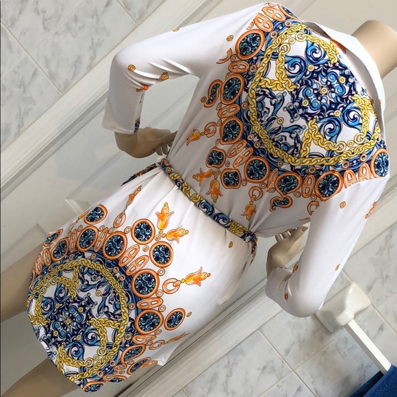 V PLUNGE WHITE PRINT DRESS & BELTED TIE AT WAIST - Picture 6 of 8